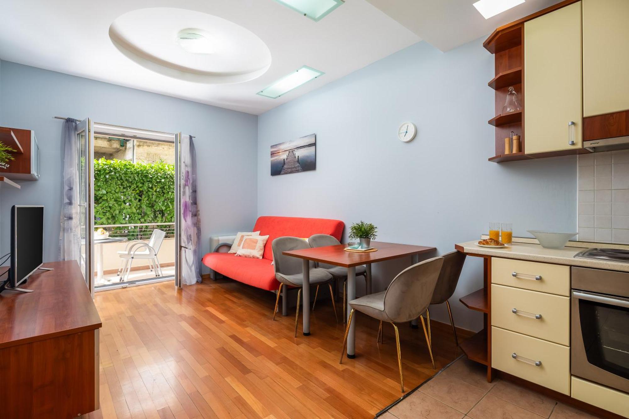 Brkic Apartments With Private Parking Макарска Номер фото